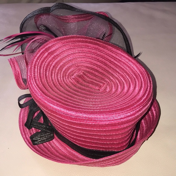 Hat - Picture 4 of 4